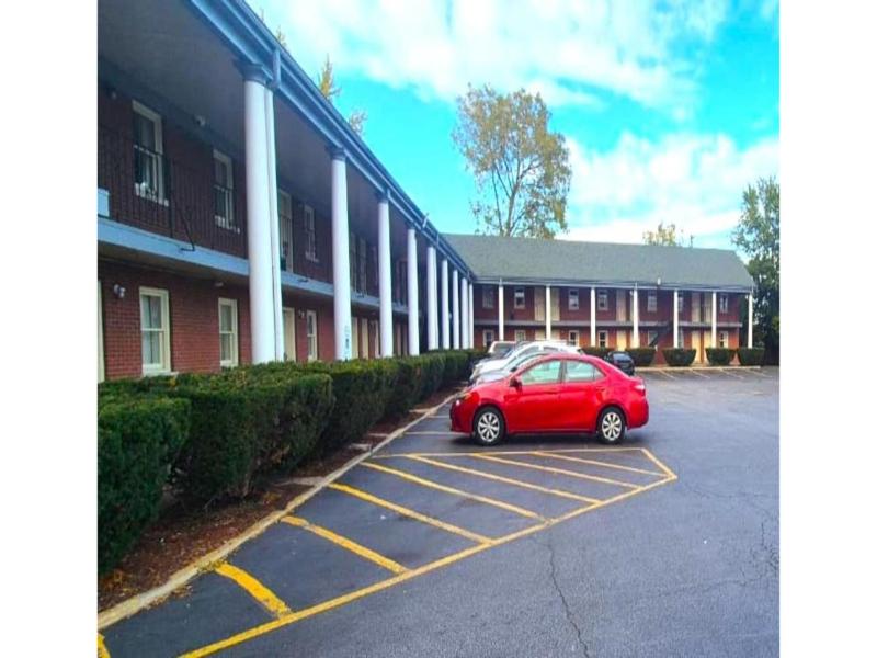 Capital O Elite Inn & Suites South Holland I 94 — general view