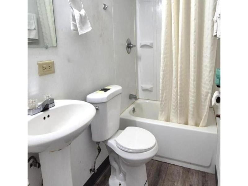 Elite Inn & Suites South Holland Chicago image