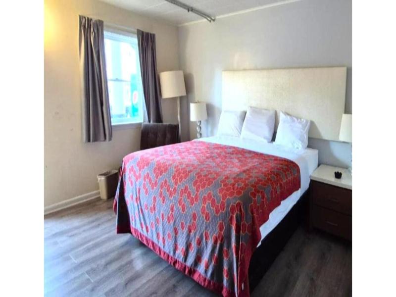 Elite Inn & Suites South Holland Chicago image