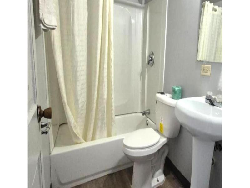 Elite Inn & Suites South Holland Chicago image