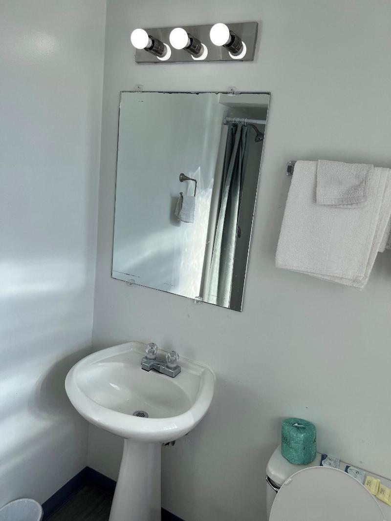 Capital O Elite Inn & Suites South Holland I 94 image