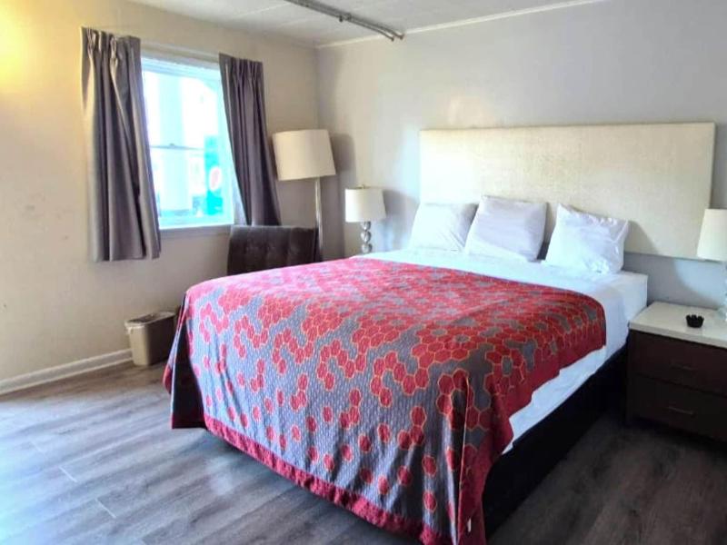 Capital O Elite Inn & Suites South Holland I 94 image