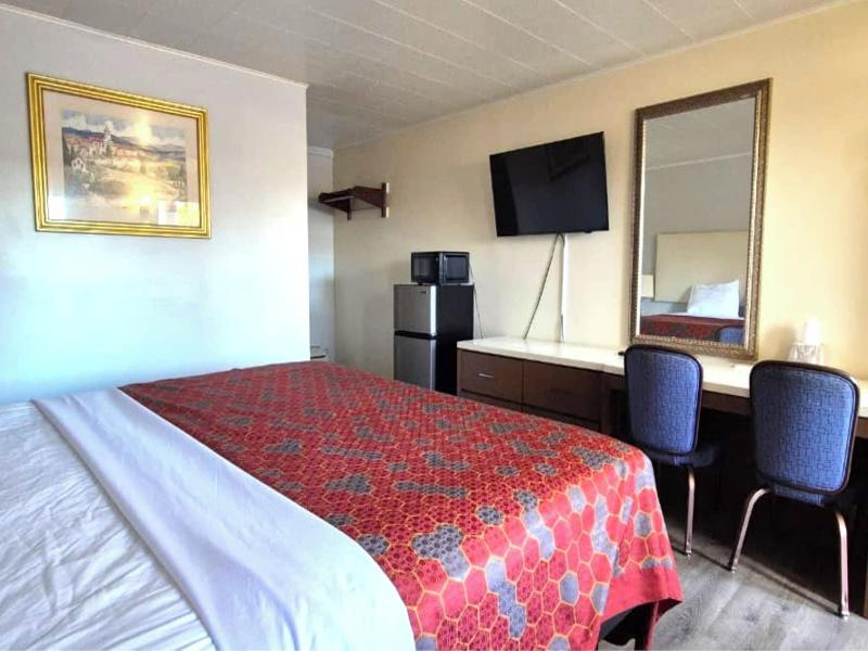 Capital O Elite Inn & Suites South Holland I 94 image