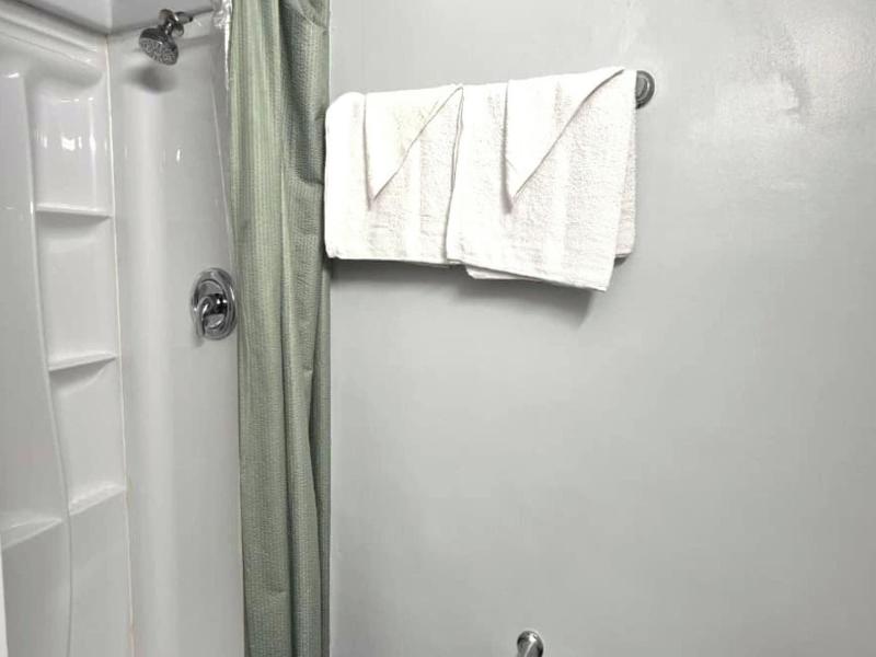 Capital O Elite Inn & Suites South Holland I 94 image