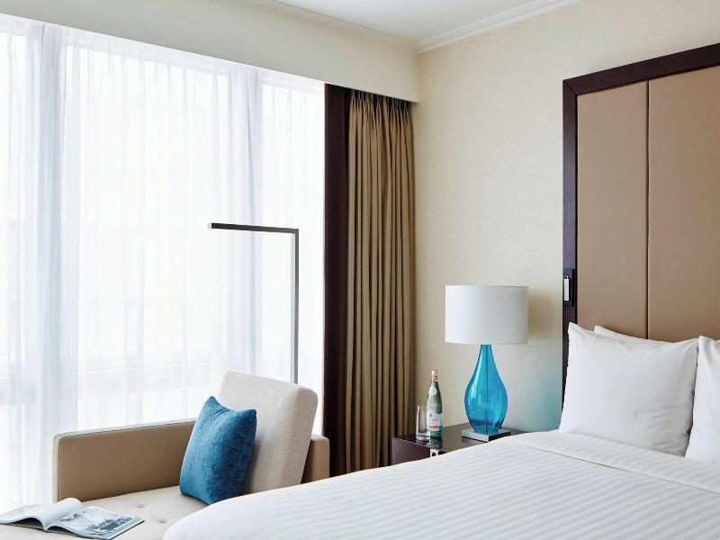London Marriott Hotel Canary Wharf image