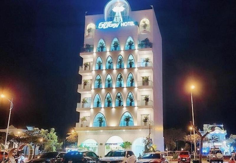 Tiffany Hotel Restaurant image
