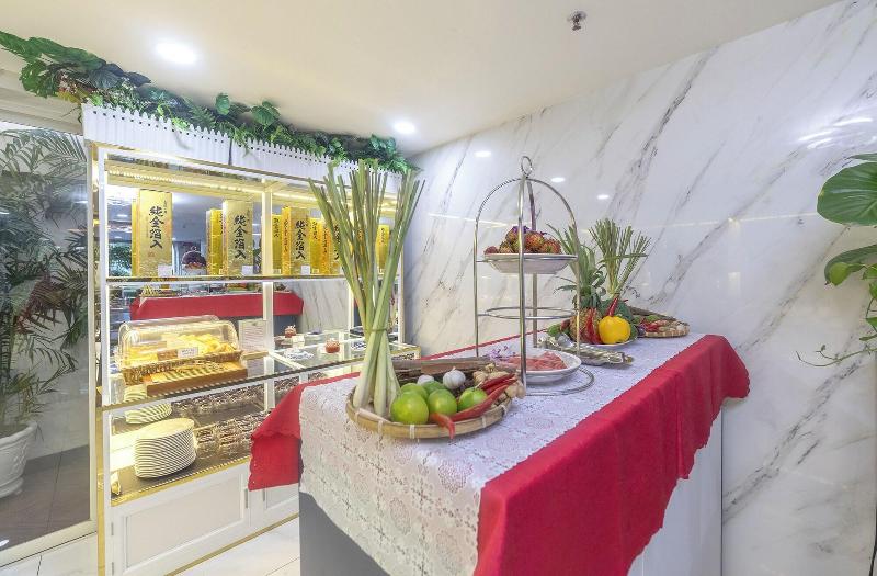 Tiffany Hotel Restaurant image