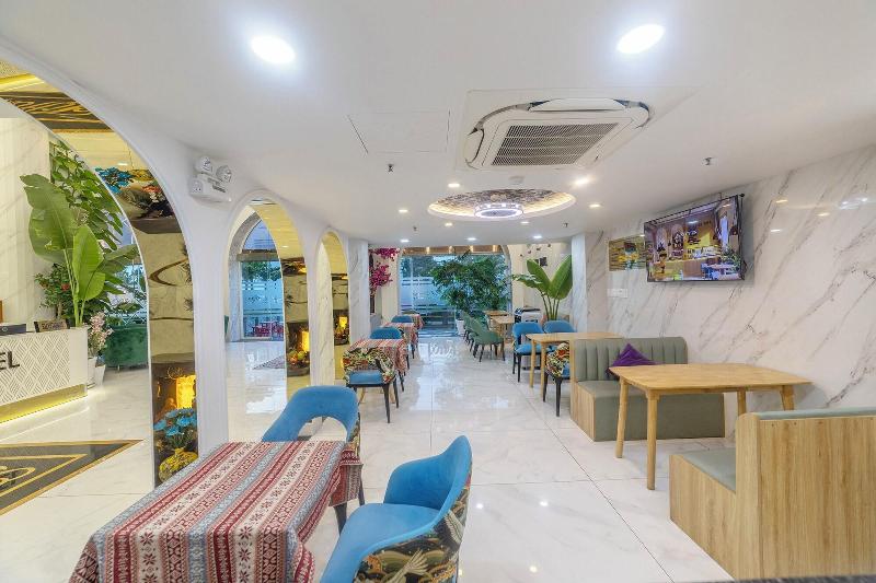 Tiffany Hotel Restaurant image