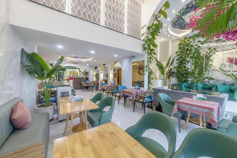 Tiffany Hotel Restaurant image
