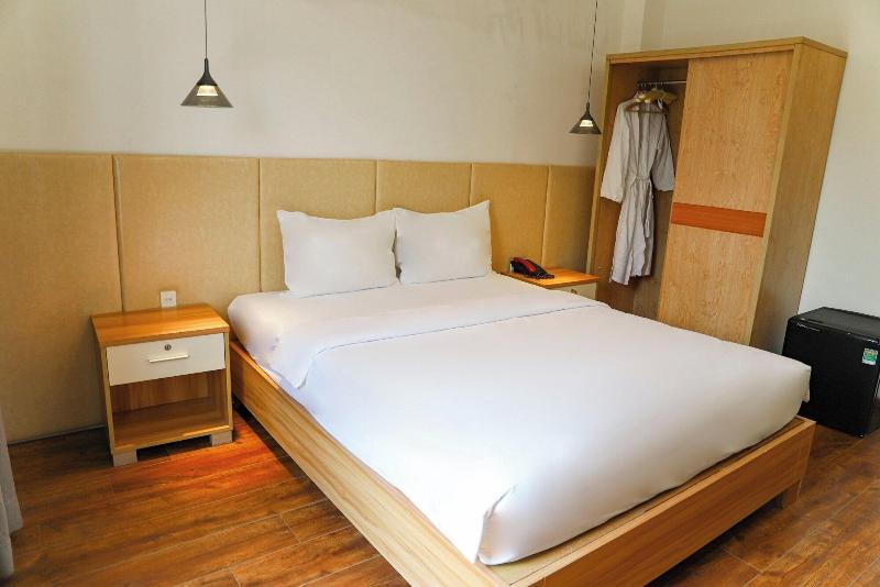 The Mansion Hotel Bien Hoa image