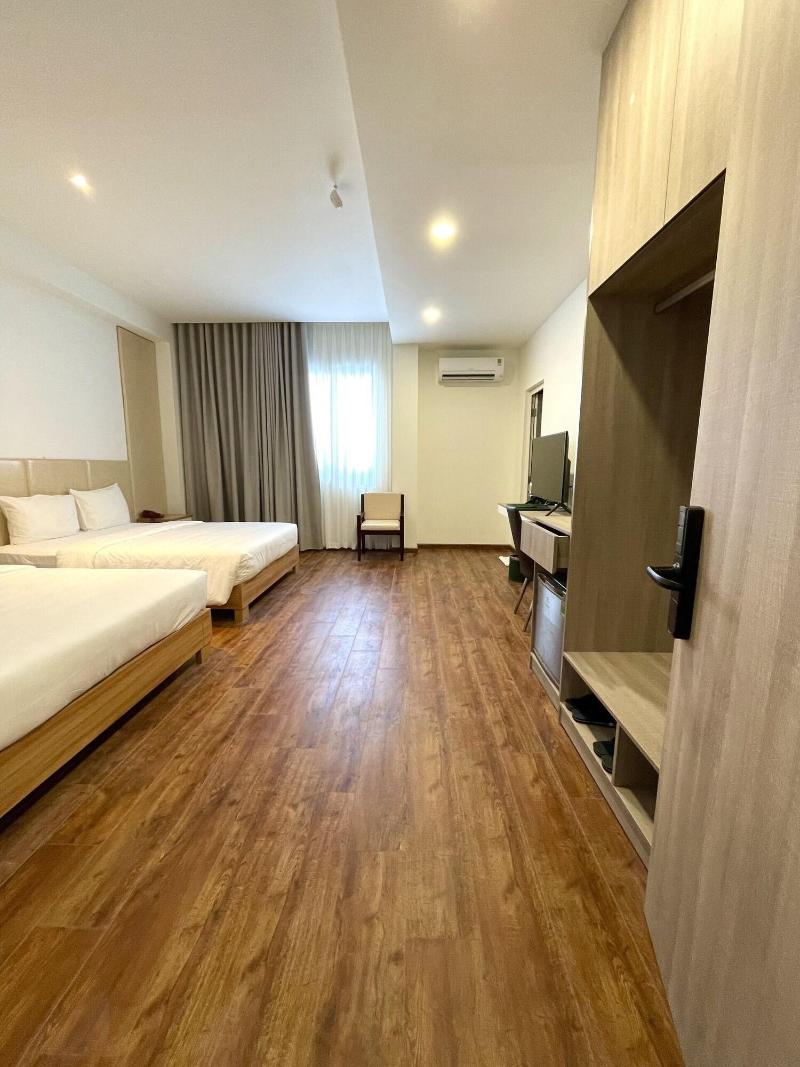 The Mansion Hotel Bien Hoa image