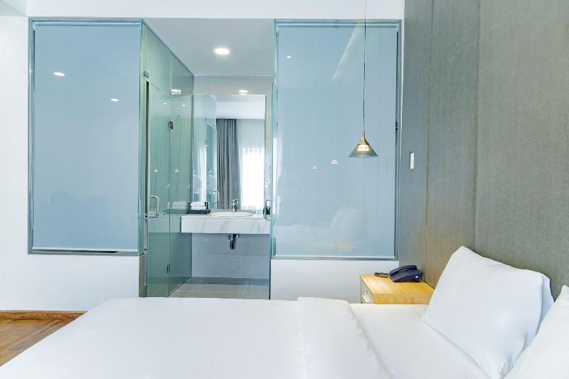 The Mansion Hotel Bien Hoa image