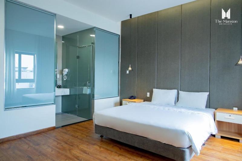 The Mansion Hotel Bien Hoa image