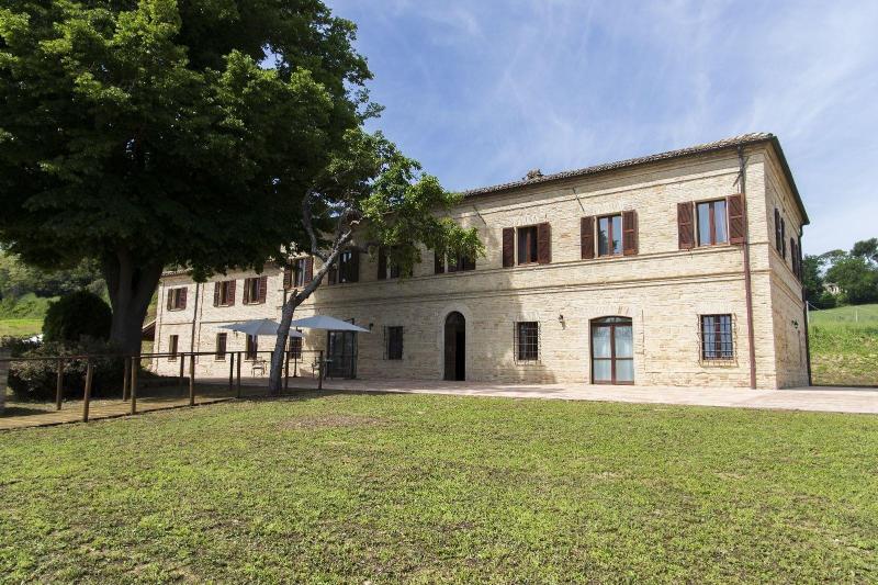 Locanda Di Montegiove image