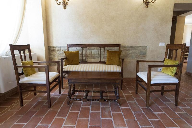 Locanda Di Montegiove image