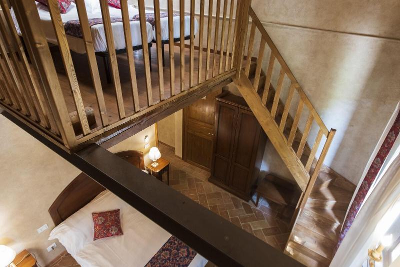 Locanda Di Montegiove image