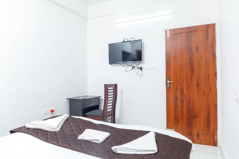 Guest West Inn image