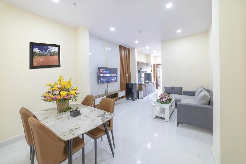 Happy Hotel Apartment image