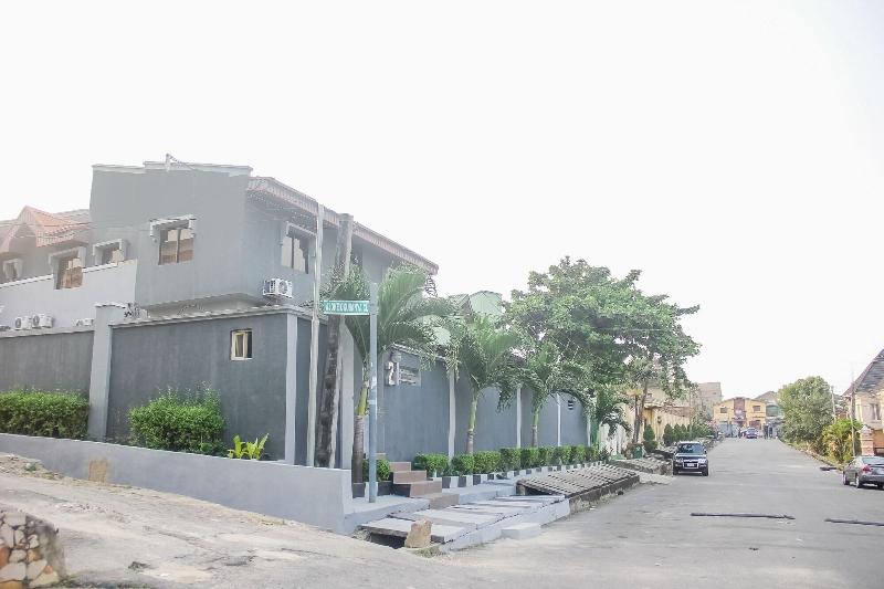 Morada Hotels image
