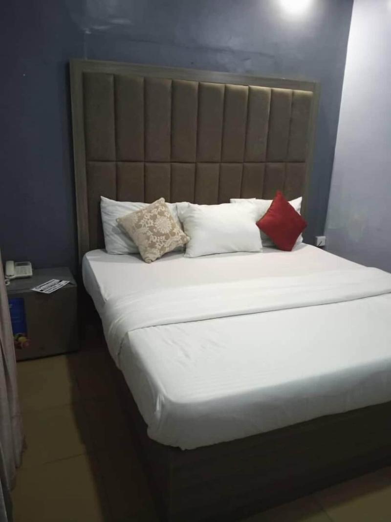 Morada Hotels image