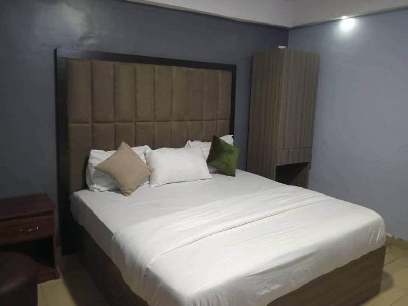 Morada Hotels image