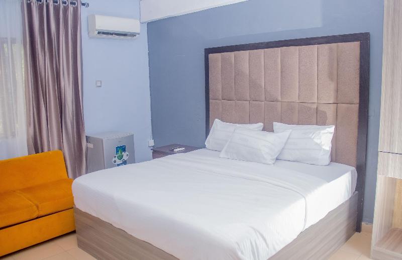 Morada Hotels image