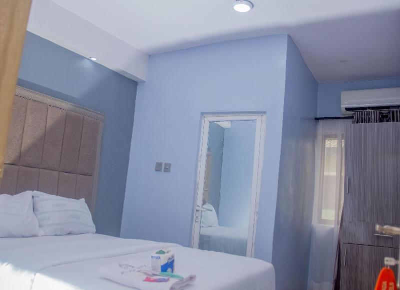 Morada Hotels image