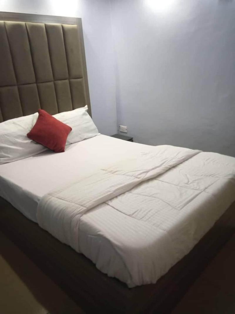 Morada Hotels image