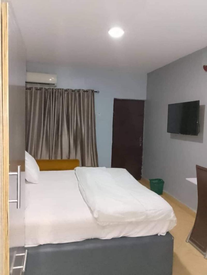 Morada Hotels image
