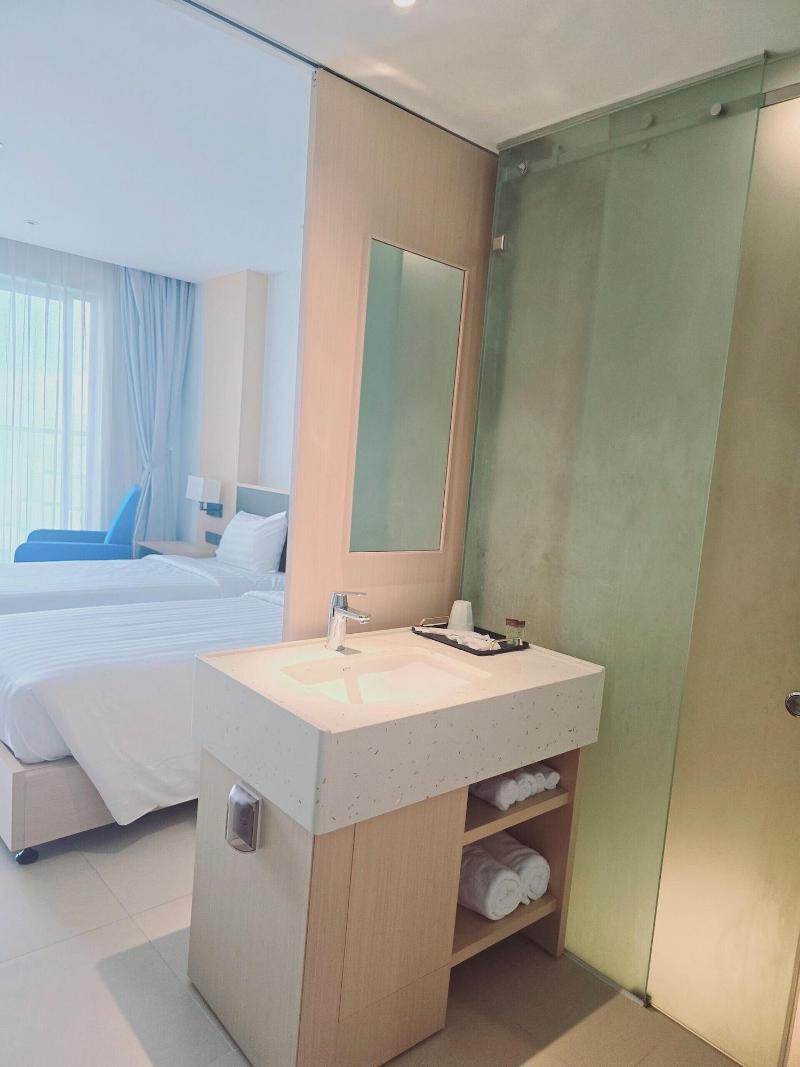 Condotel Cam Ranh Beach Resort image