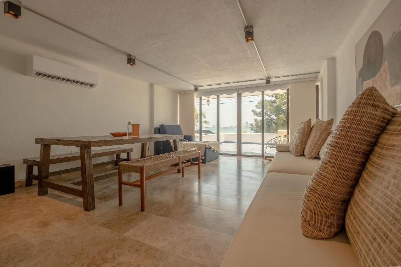 Casa Griega By Wynwood House image