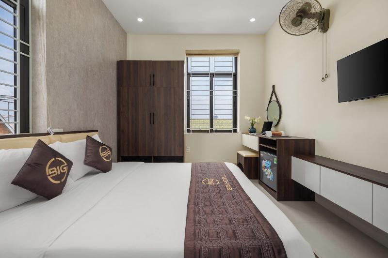 Big Hotel image