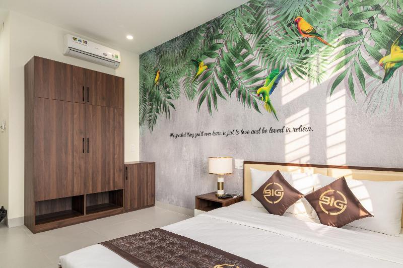 Big Hotel image