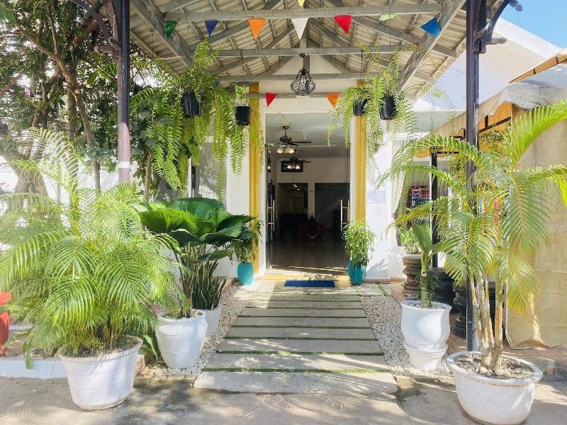 Ananphada Boutique image