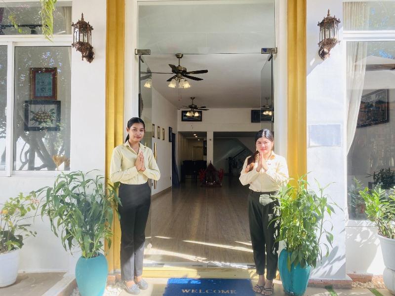 Ananphada Boutique image