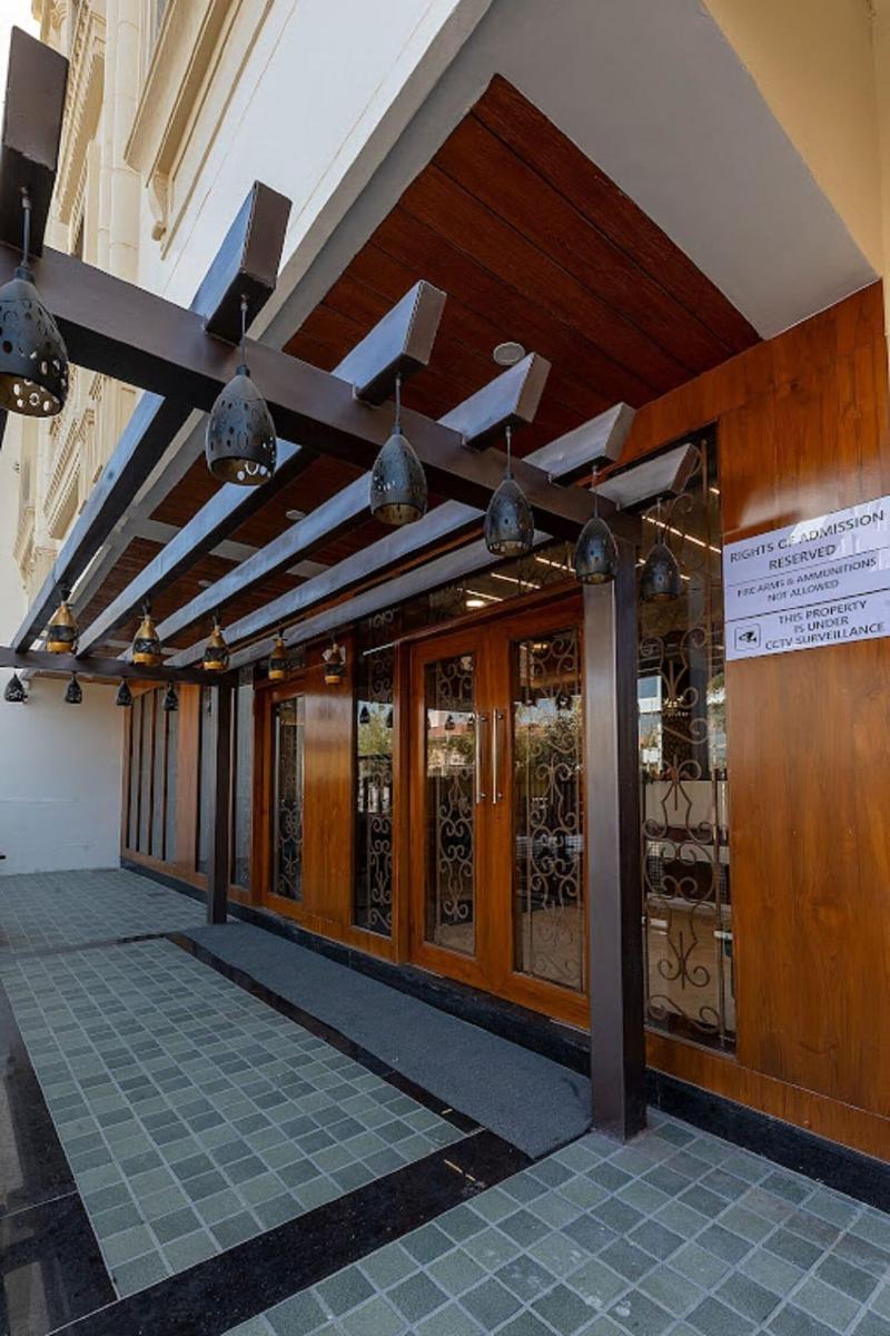 Five Elements Hotels Mertiya Residency image