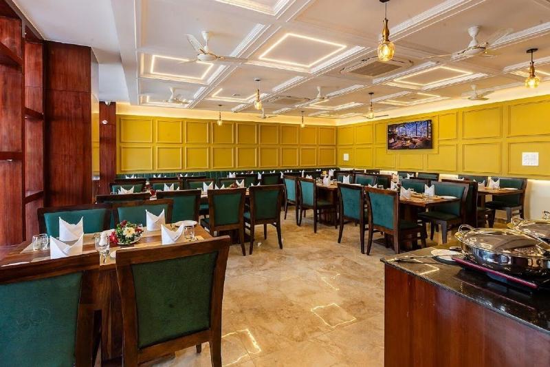 Five Elements Hotels Mertiya Residency image