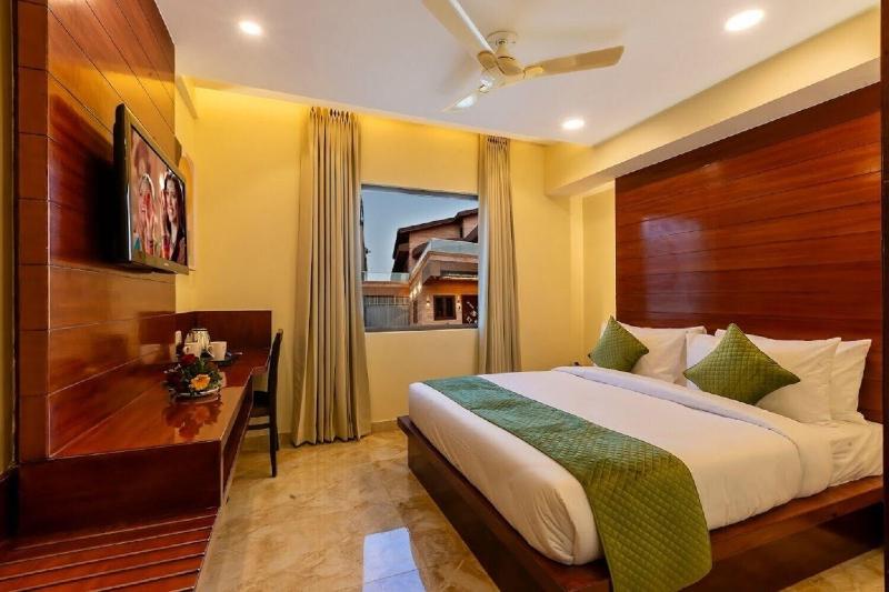 Five Elements Hotels Mertiya Residency image