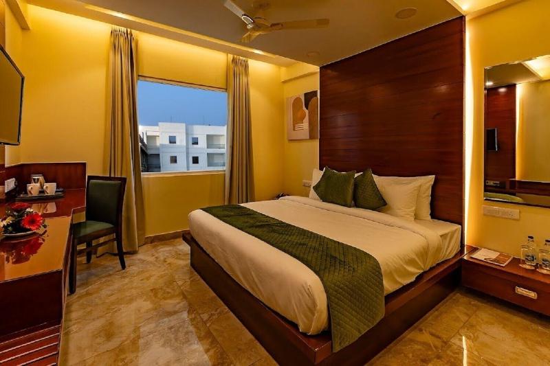 Five Elements Hotels Mertiya Residency image