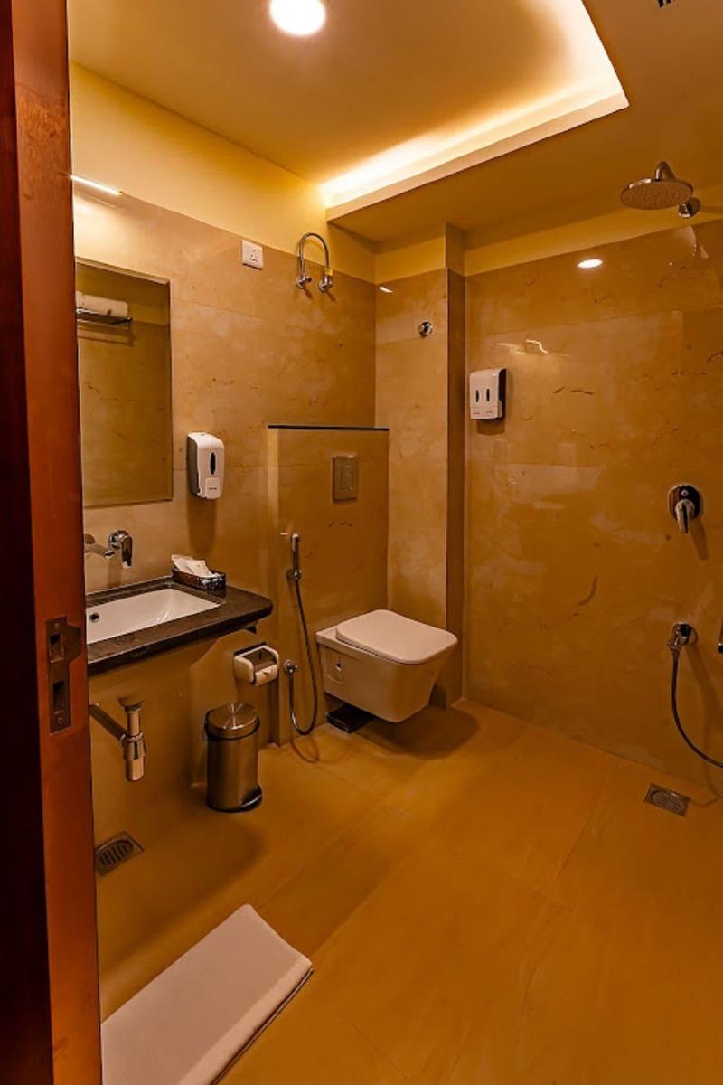 Five Elements Hotels Mertiya Residency image