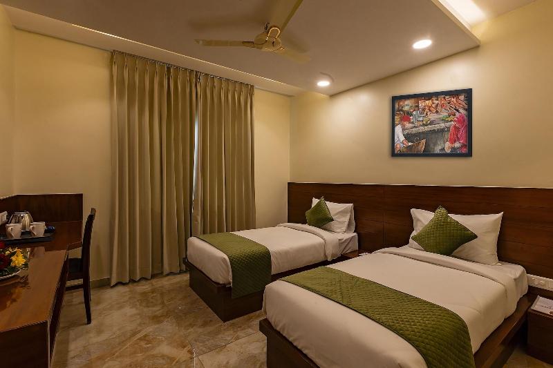 Five Elements Hotels Mertiya Residency image