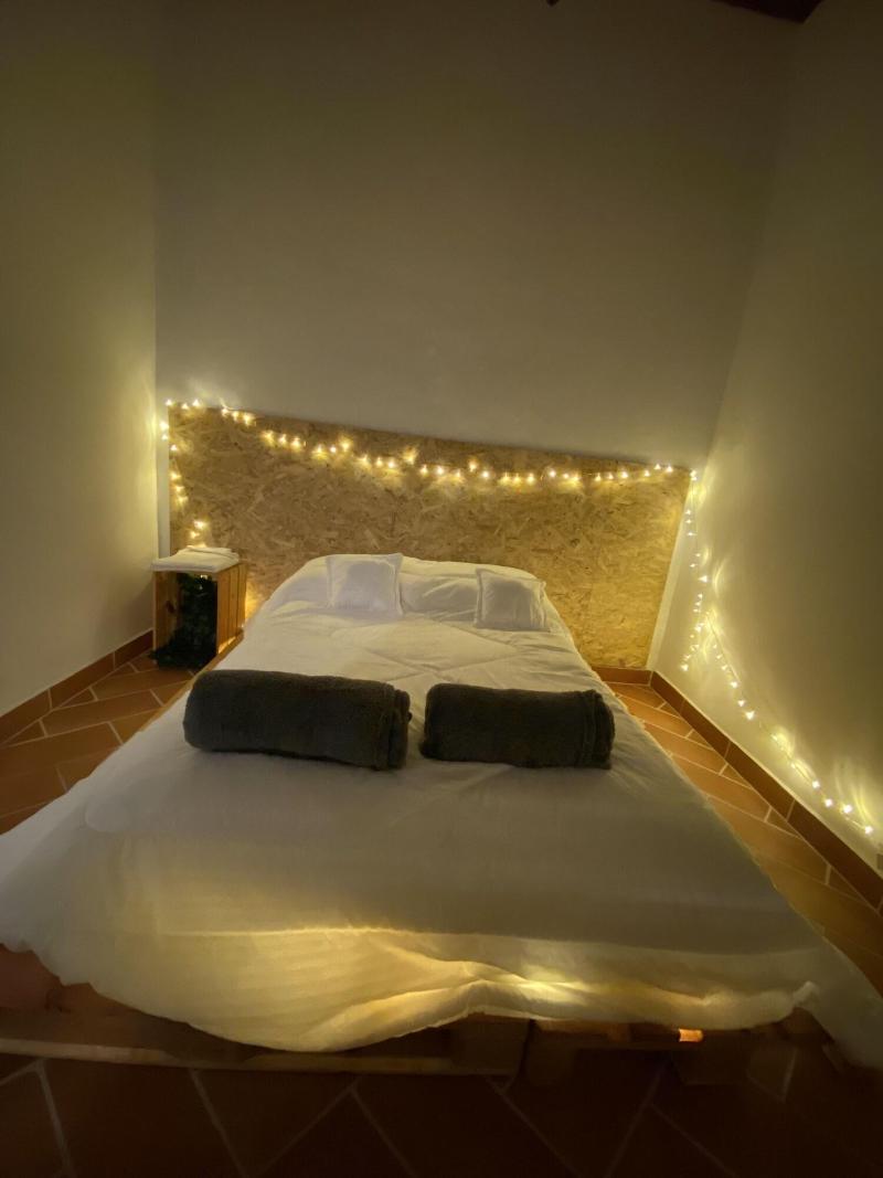 Banana Hostel image