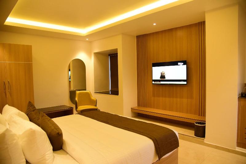 Hotel Grand Serene Mysore image