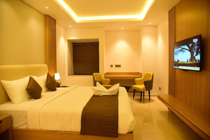 Hotel Grand Serene Mysore image