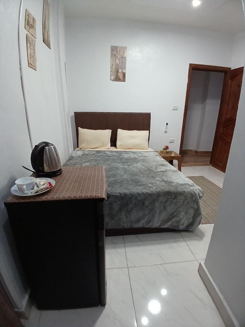 Pyramids Home Stay View - Image 5