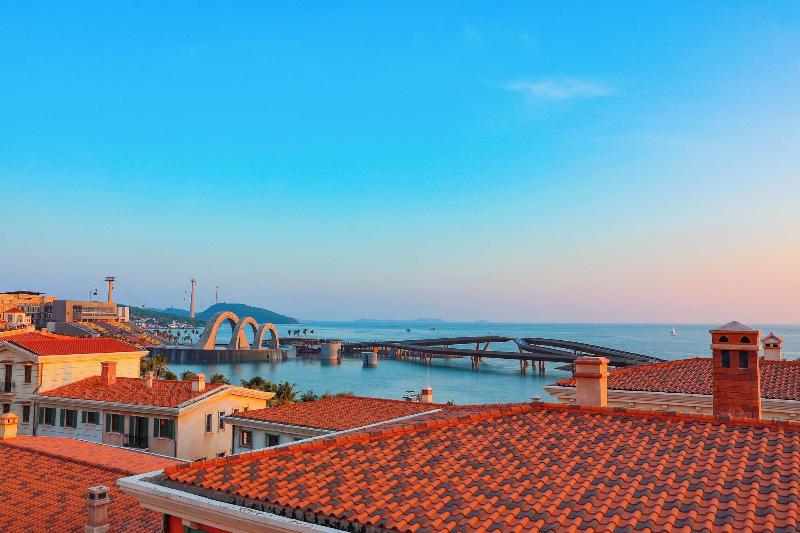Sunset Bay Retreat Hotel image