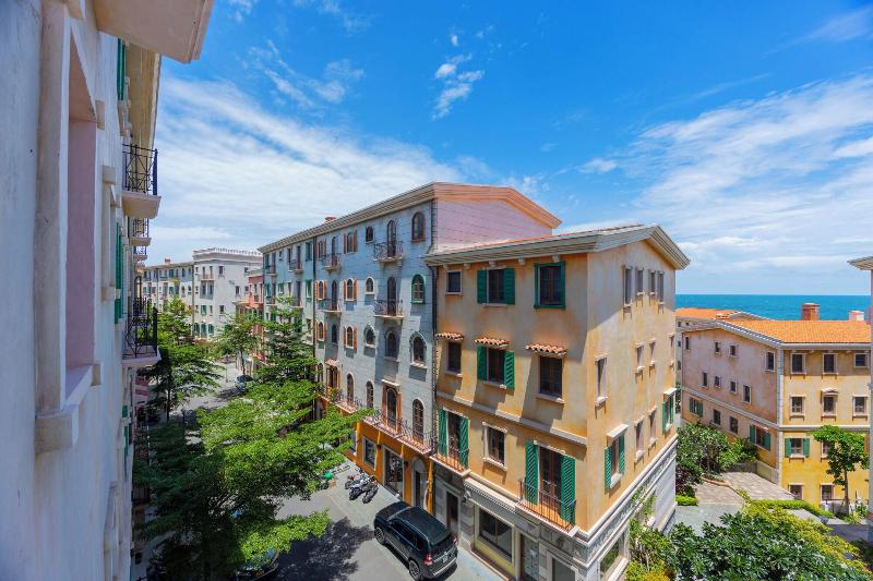 Sunset Bay Retreat Hotel image