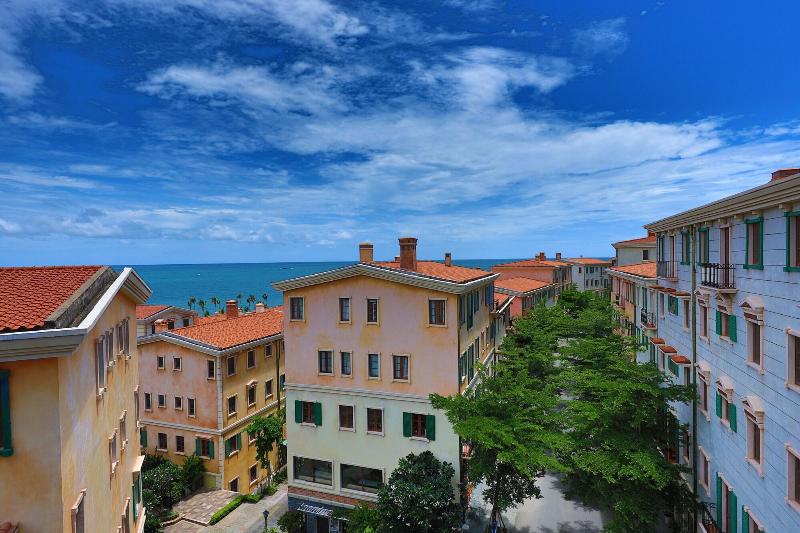 Sunset Bay Retreat Hotel image