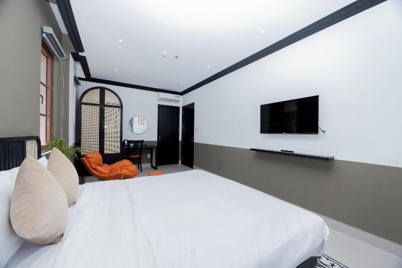 Sunset Bay Retreat Hotel image