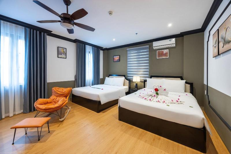 Sunset Bay Retreat Hotel image